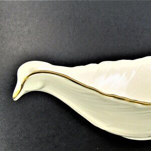 LENOX DOWE SHAPED BOWL